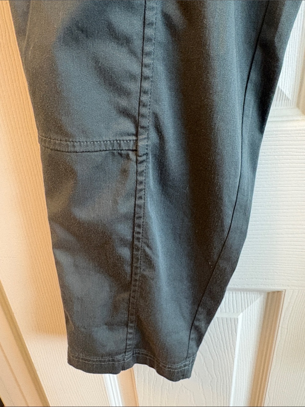 Lou & Grey NWT dark olive green pants size M - Picture 5 of 8